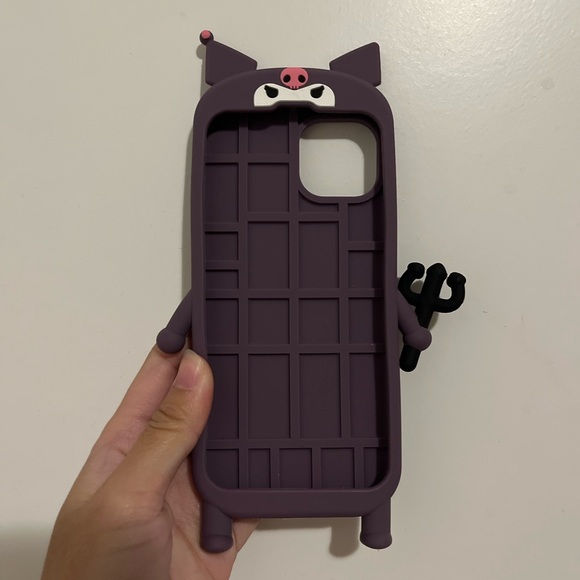 The devil wears purple iPhone case😈 - Picture 2 of 5
